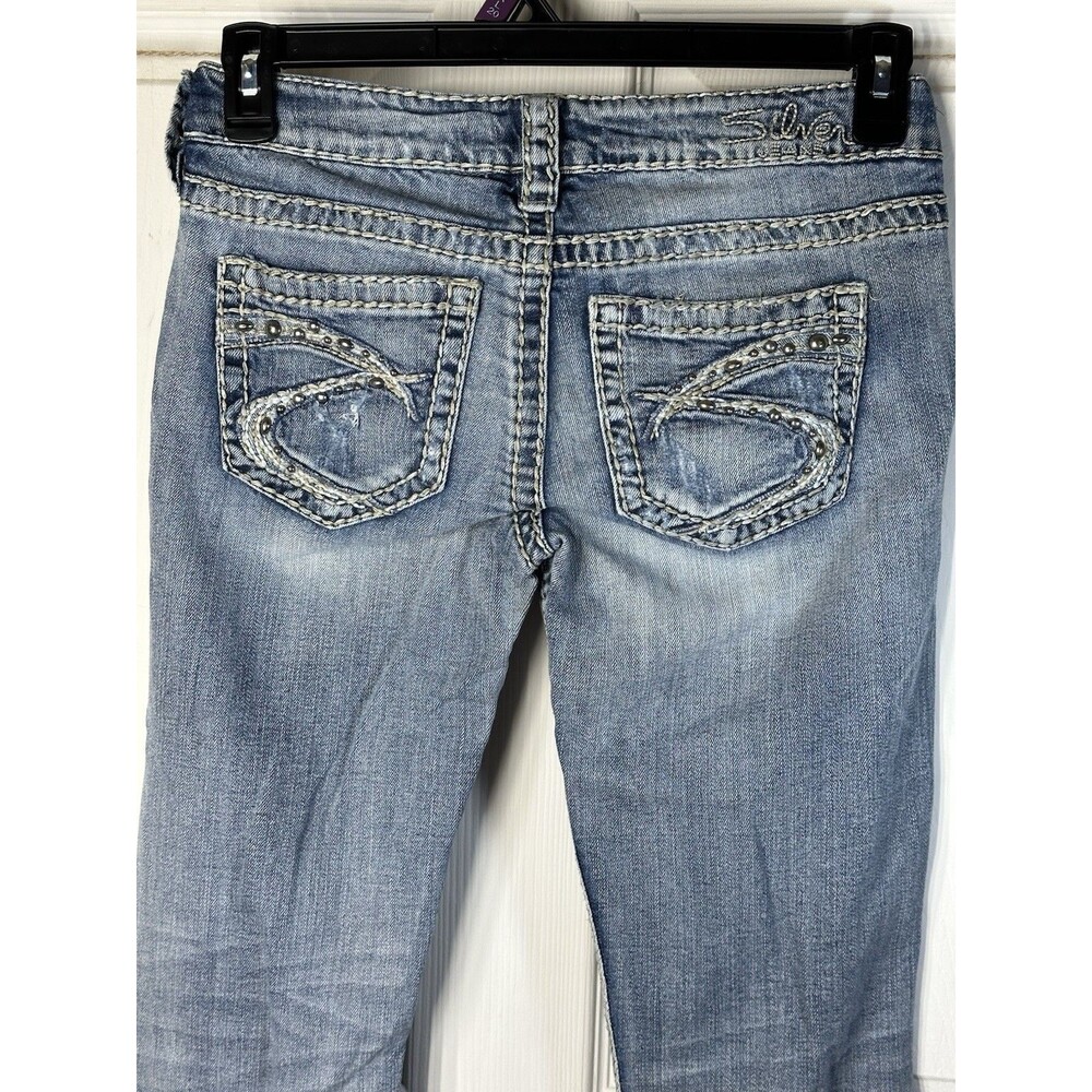 Silver Jeans Women’s 27/33 Tuesday Bootcut Flare Low-Rise Distressed Blue Denim - Picture 12 of 16